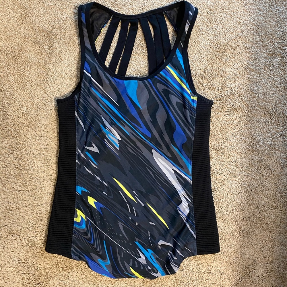 Fabletics top with cut out back